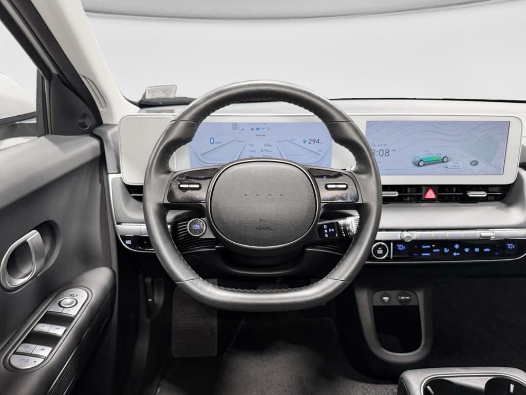2024 Hyundai IONIQ 5 view 8