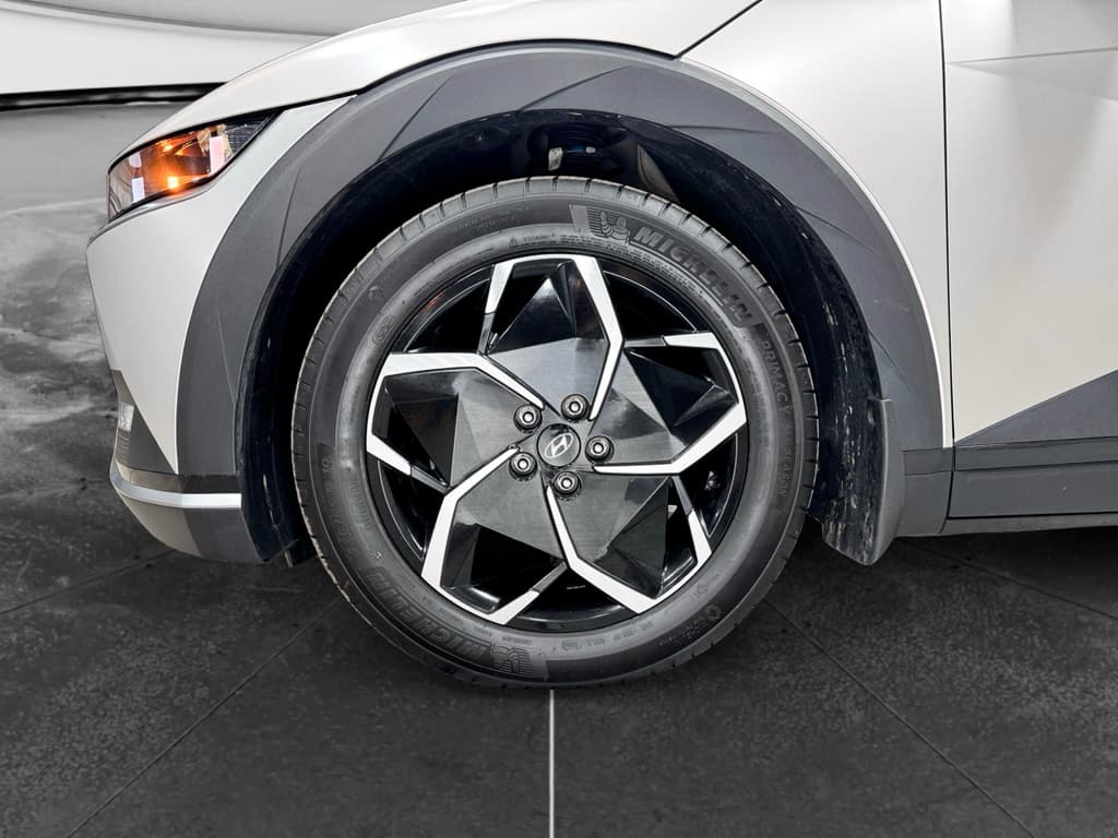 2024 Hyundai IONIQ 5 view 32