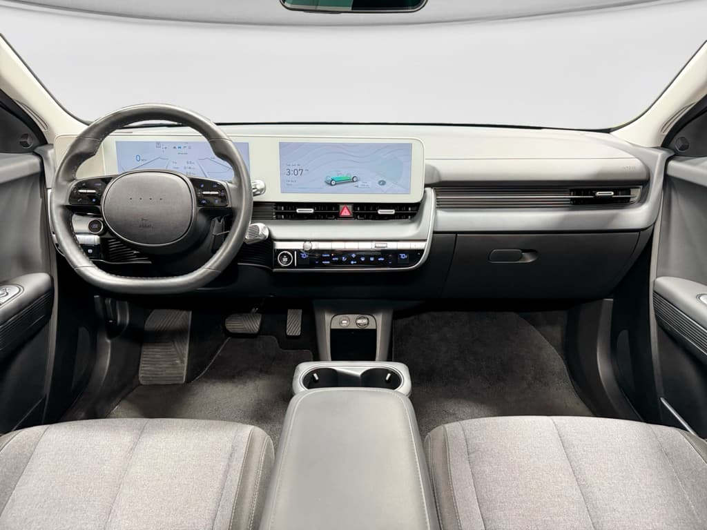 2024 Hyundai IONIQ 5 view 17