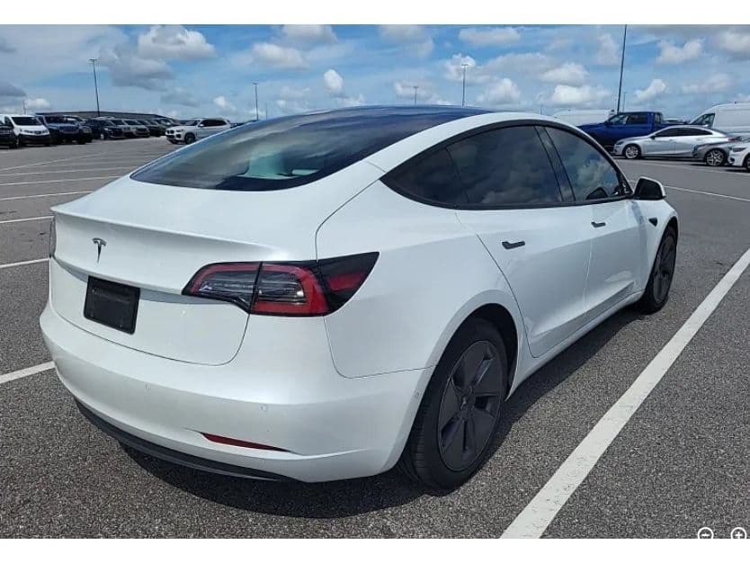 2022 Tesla Model 3 view 3