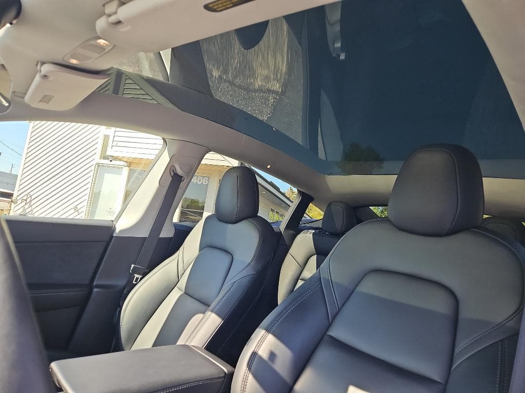 2021 Tesla Model Y view 16