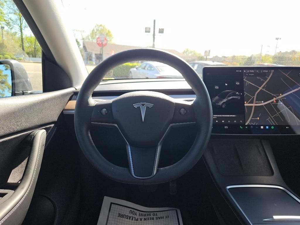 2021 Tesla Model Y view 8