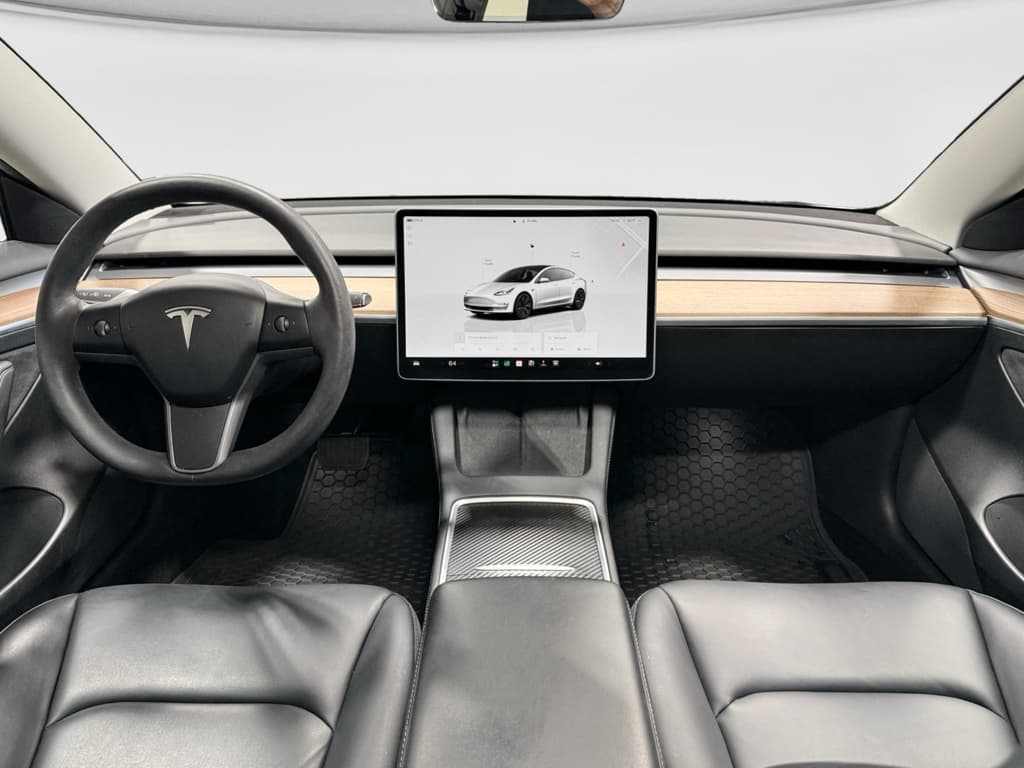 2022 Tesla Model 3 view 14