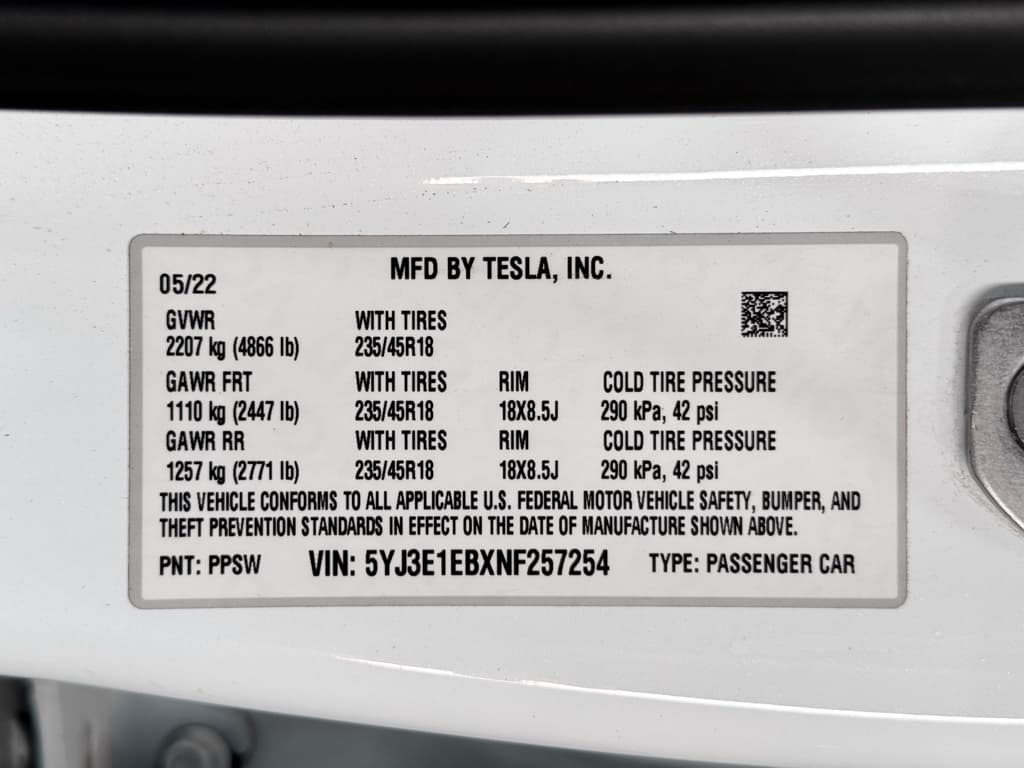 2022 Tesla Model 3 view 27