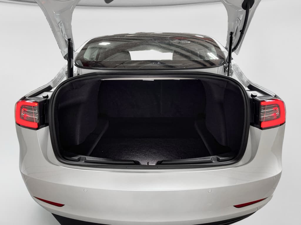 2022 Tesla Model 3 view 25