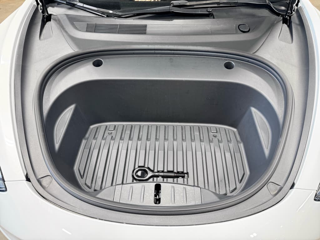 2022 Tesla Model 3 view 24