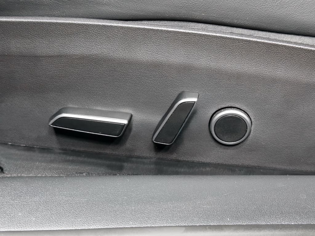 2022 Tesla Model 3 view 6