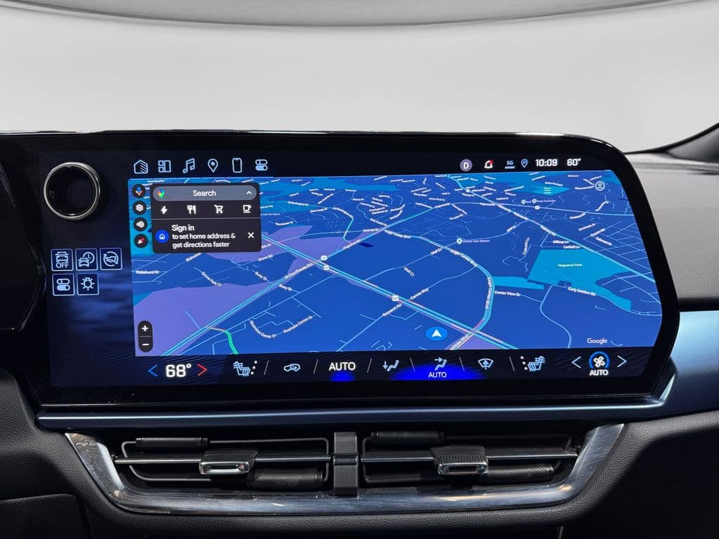 2025 Chevrolet Equinox EV view 16