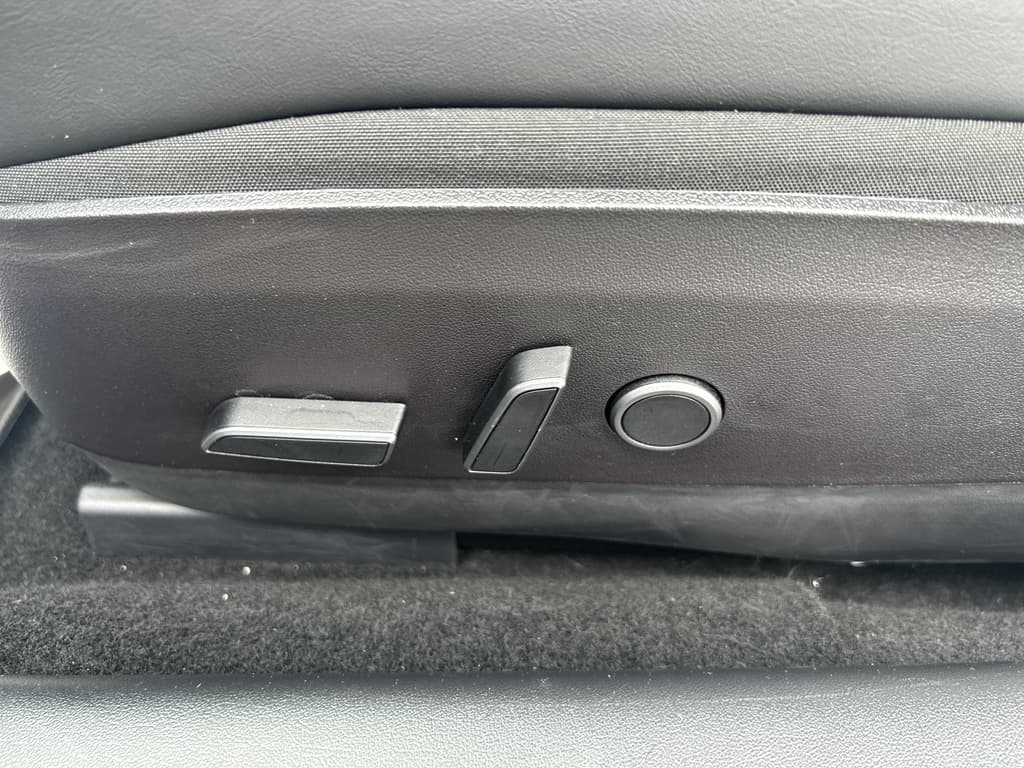 2022 Tesla Model 3 view 6