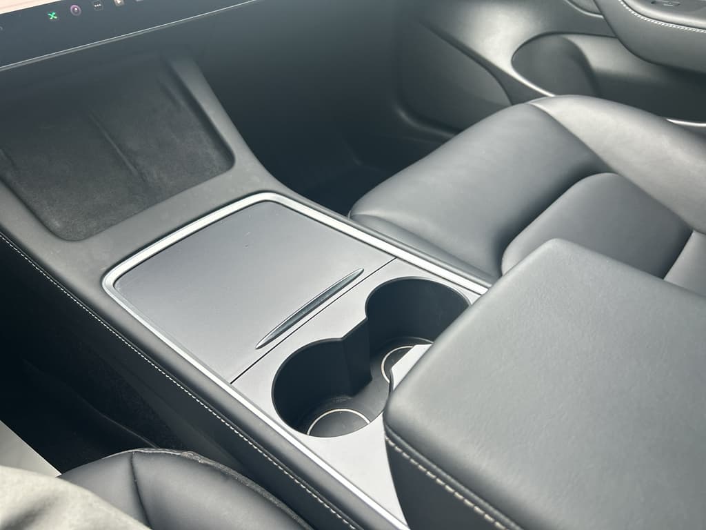2022 Tesla Model 3 view 13
