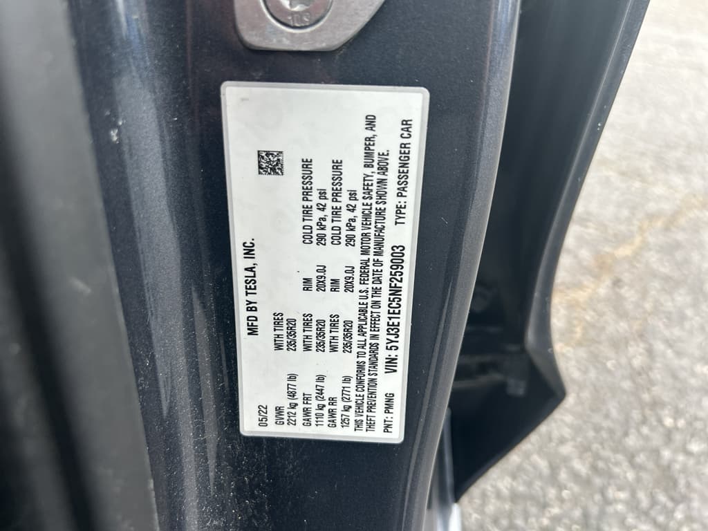 2022 Tesla Model 3 view 20