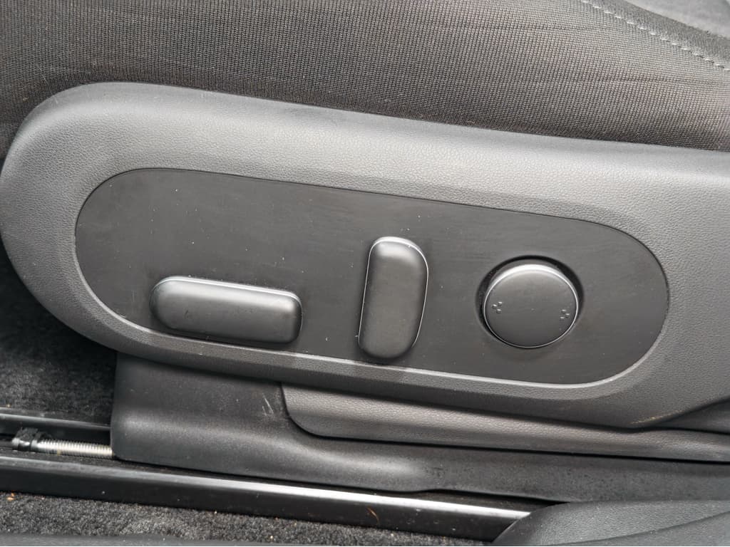 2024 Hyundai IONIQ 5 view 6