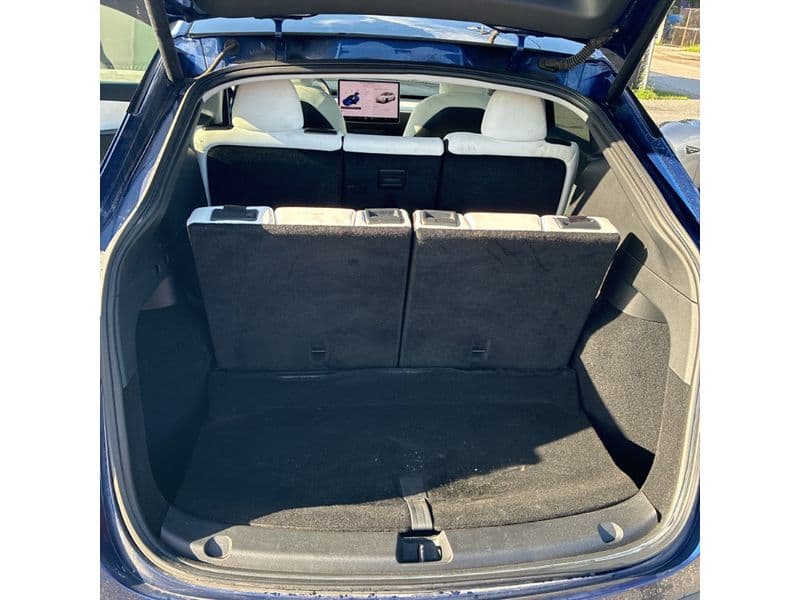 2021 Tesla Model Y view 6