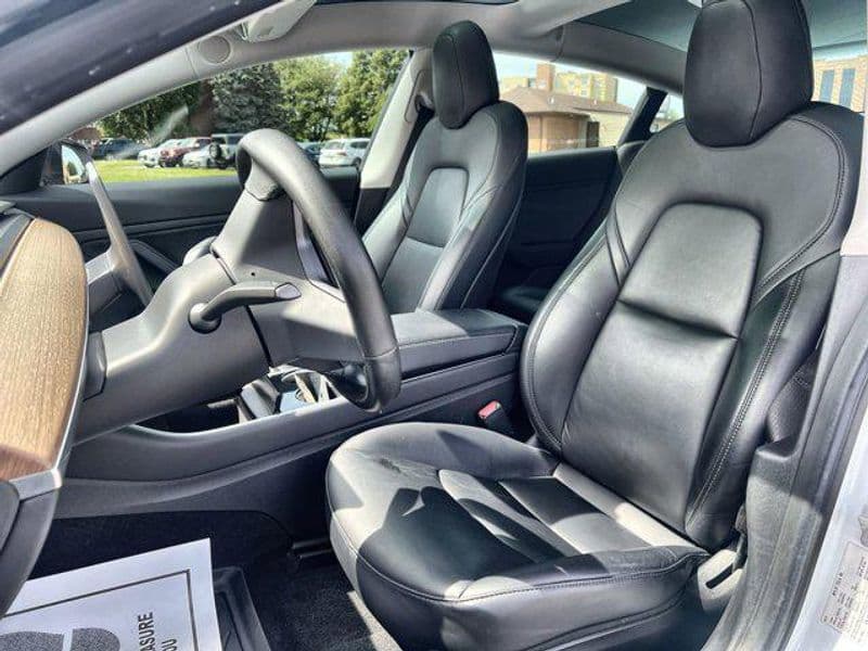 2019 Tesla Model 3 view 14