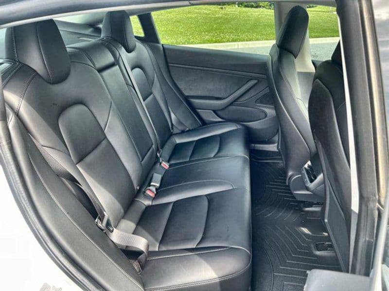 2019 Tesla Model 3 view 24