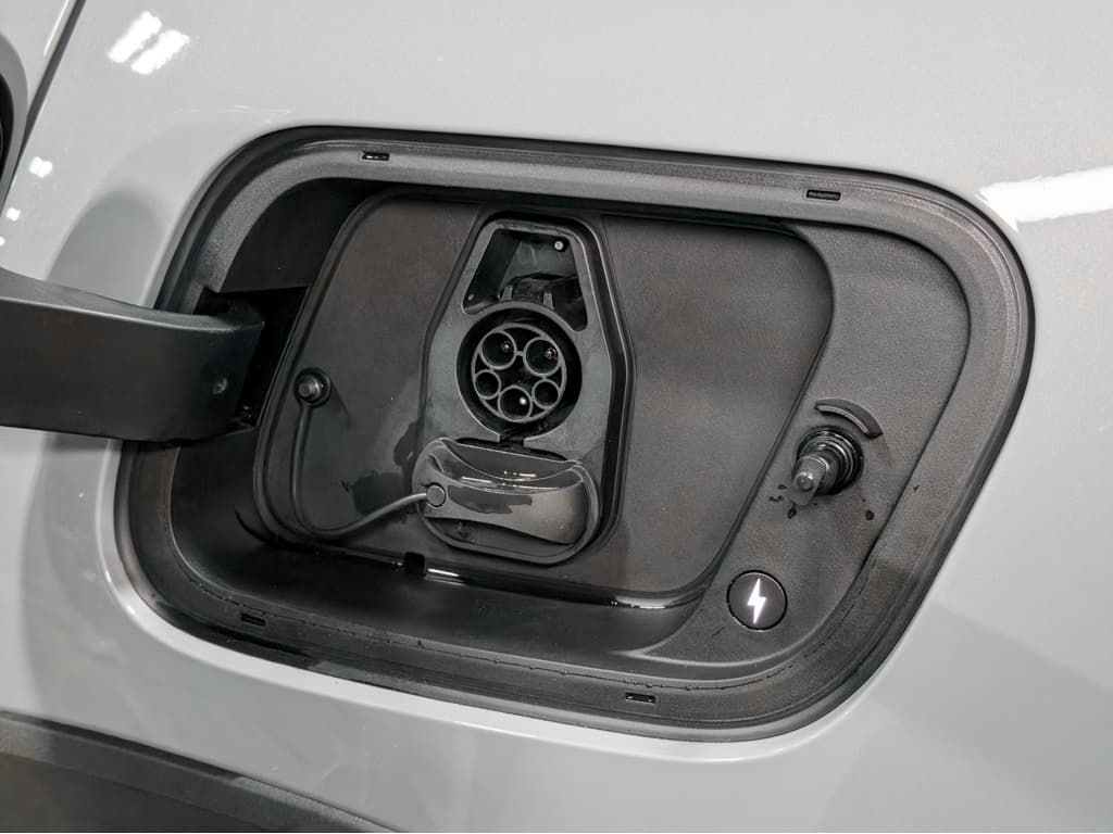2026 Volvo EX30 Cross Country view 5