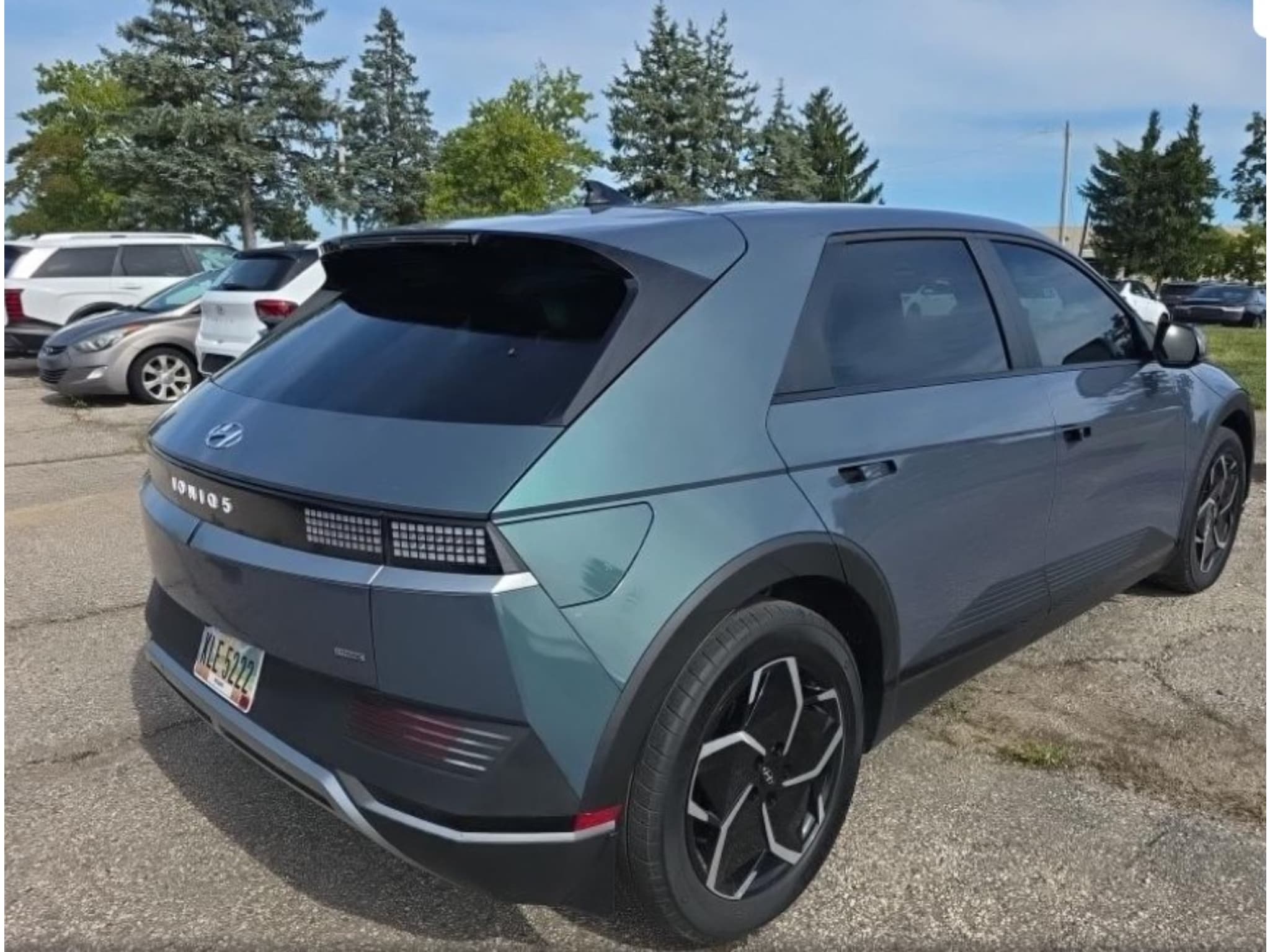 2024 Hyundai IONIQ 5 view 4