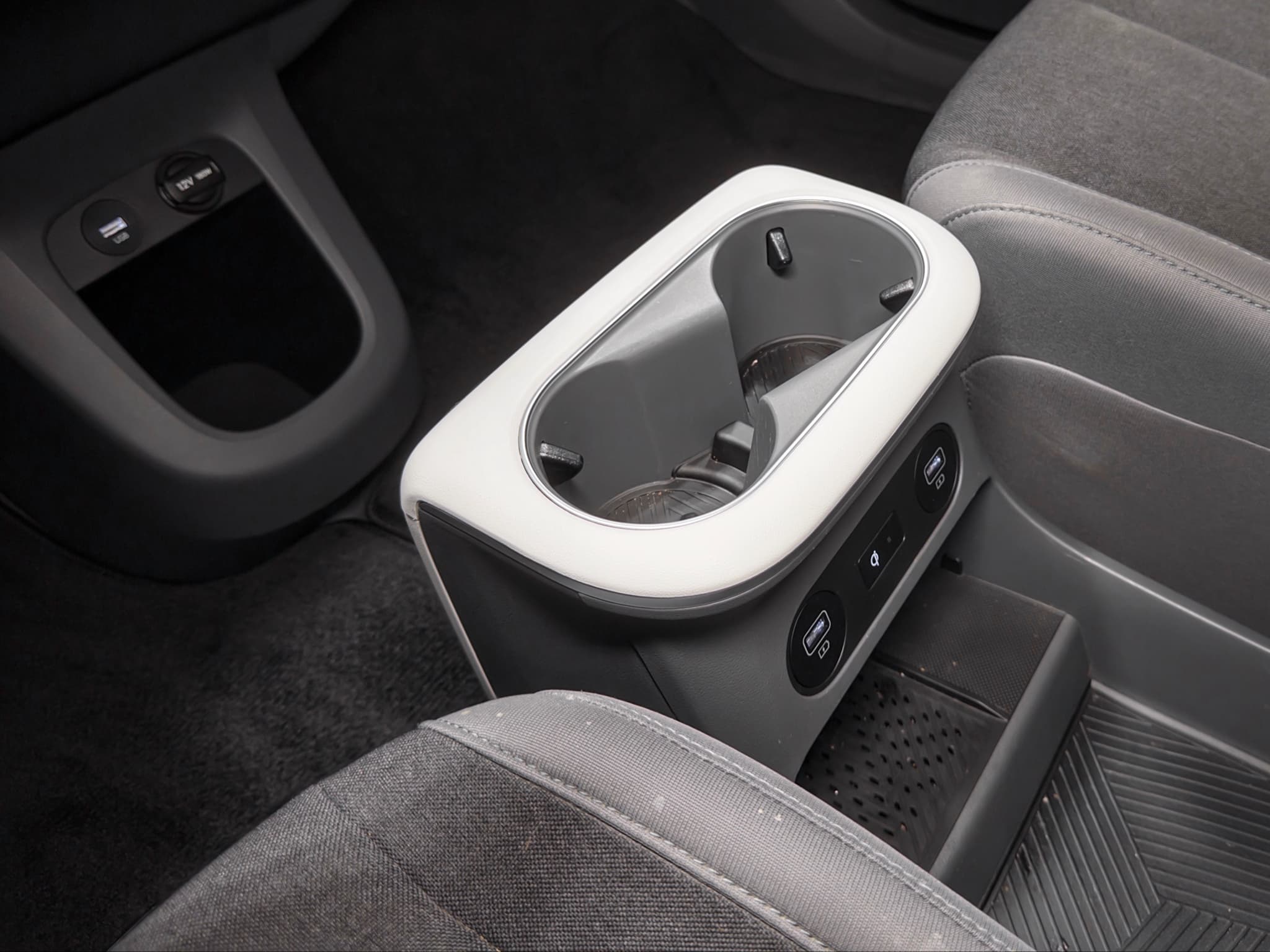 2024 Hyundai IONIQ 5 view 19