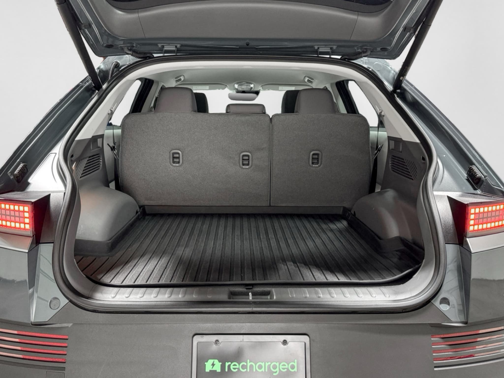 2024 Hyundai IONIQ 5 view 27