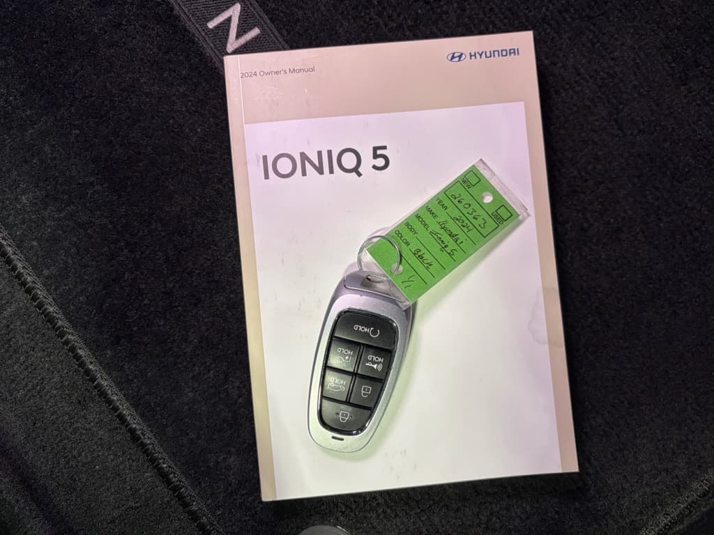 2024 Hyundai IONIQ 5 view 21