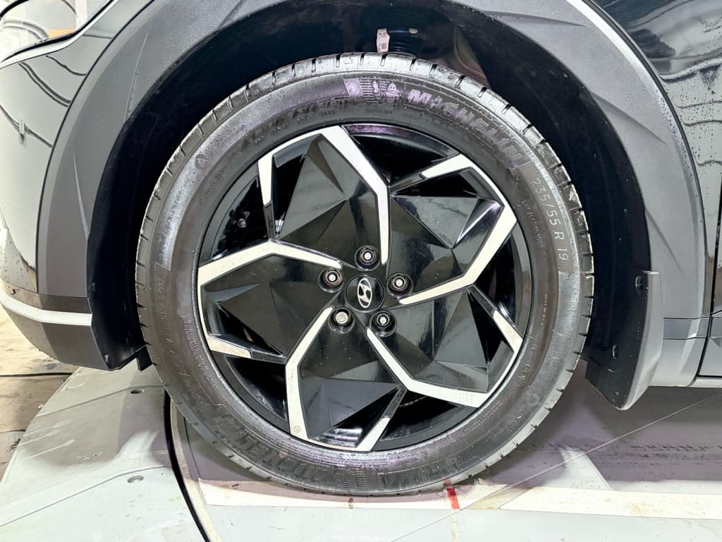 2024 Hyundai IONIQ 5 view 30