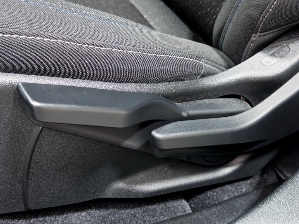 2025 Chevrolet Equinox EV view 7