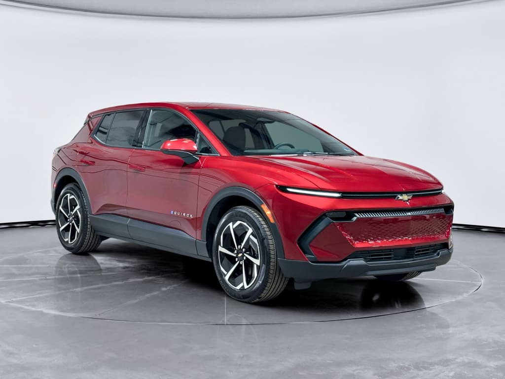 2025 Chevrolet Equinox EV view 4