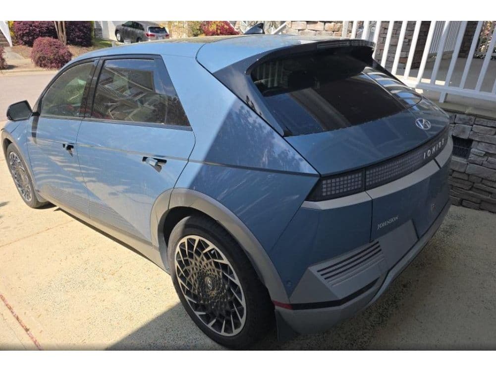 2024 Hyundai IONIQ 5 view 4