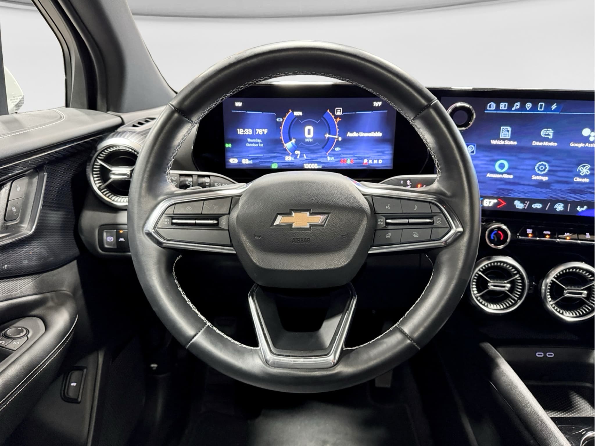 2024 Chevrolet Blazer EV view 8