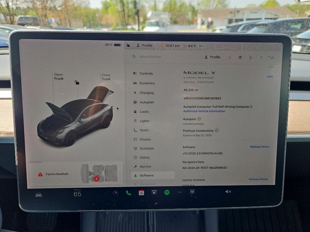 2021 Tesla Model Y view 9