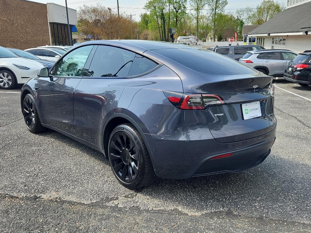 2021 Tesla Model Y view 2