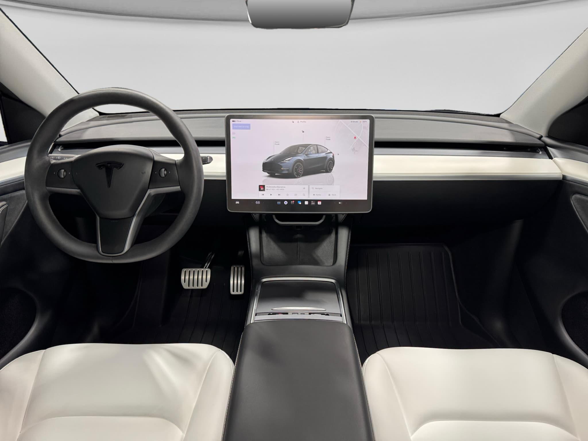 2024 Tesla Model Y view 15