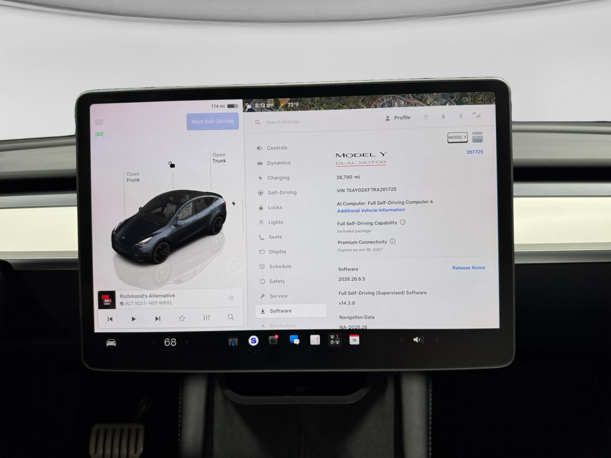 2024 Tesla Model Y view 11