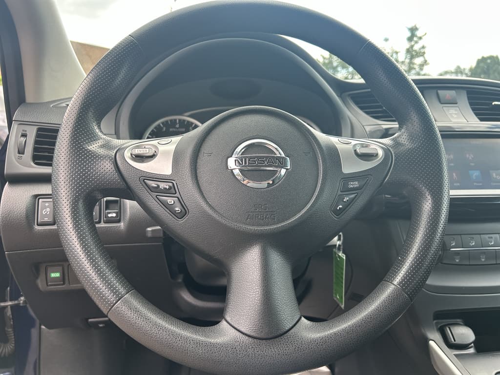 2019 Nissan Sentra view 6