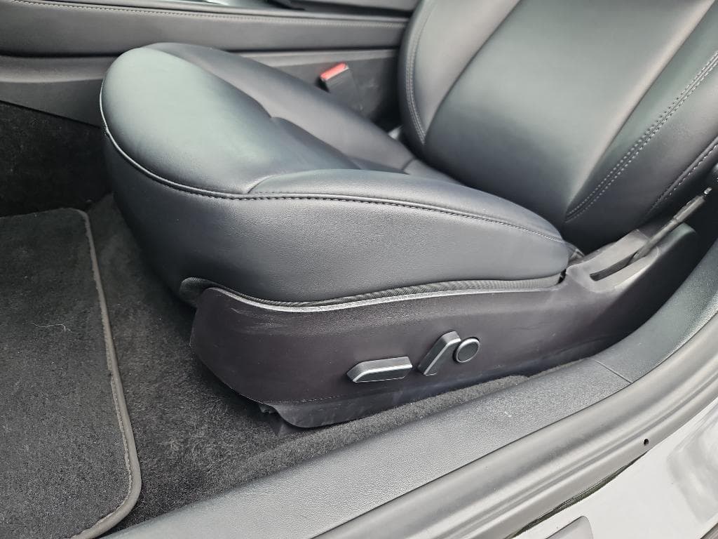 2022 Tesla Model 3 view 7