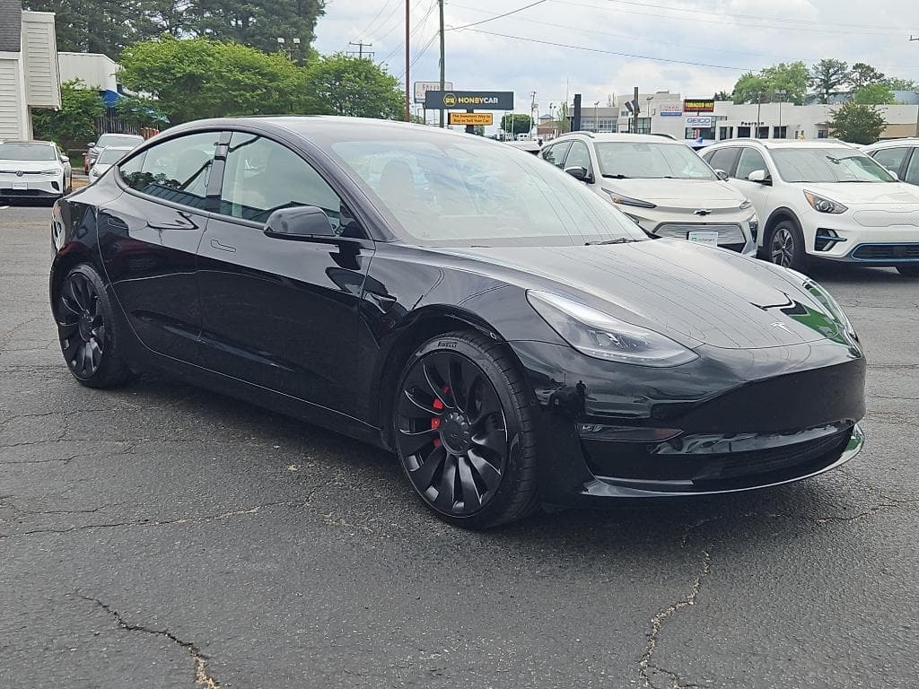 2022 Tesla Model 3 view 4