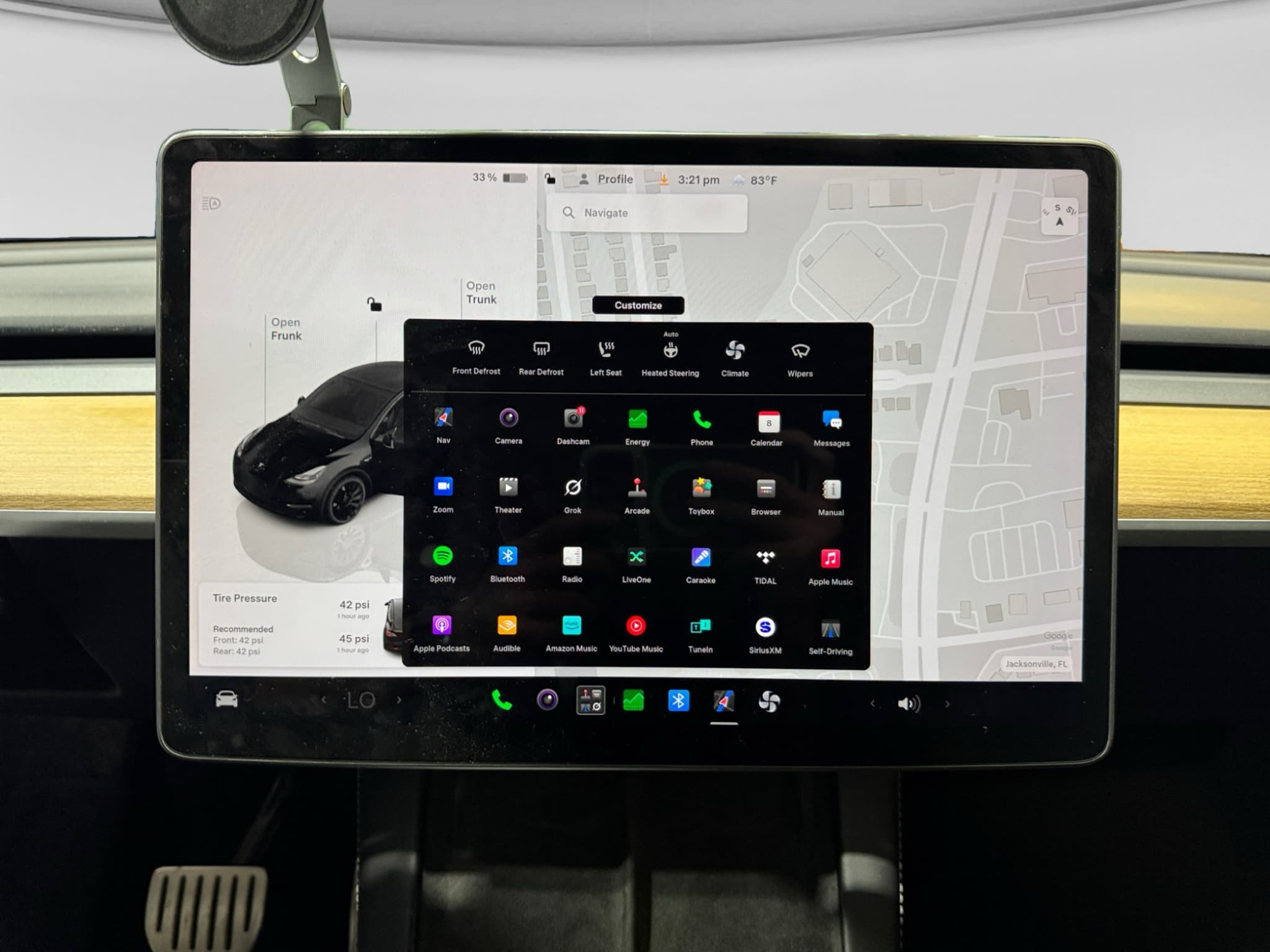 2024 Tesla Model Y view 10