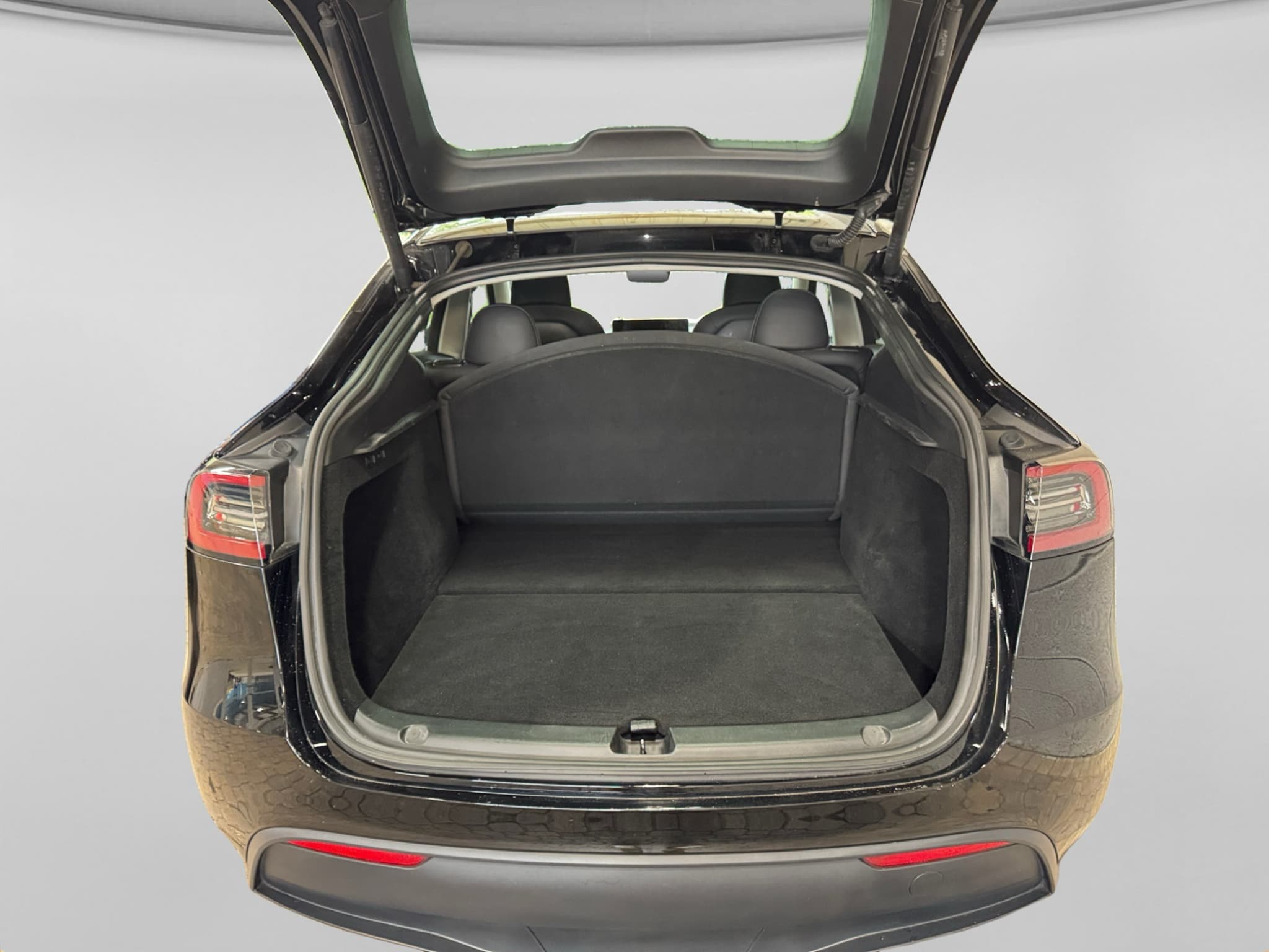 2024 Tesla Model Y view 24