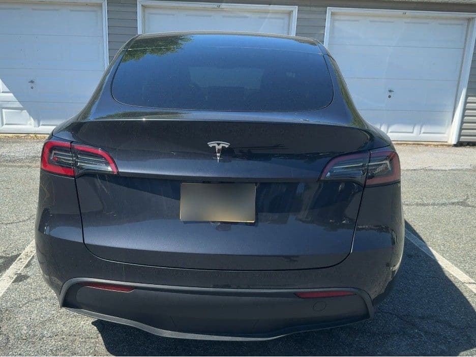 2025 Tesla Model Y view 4