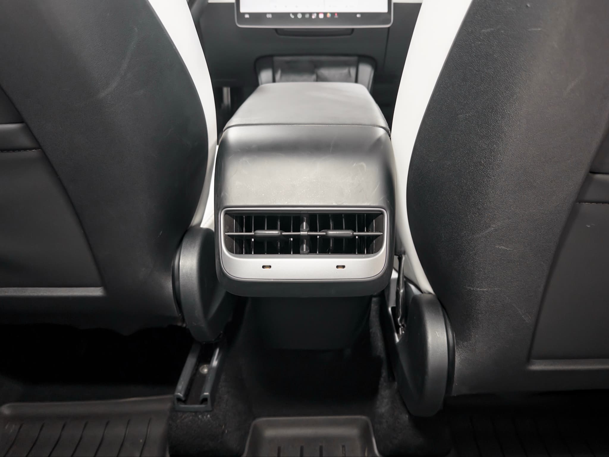 2024 Tesla Model Y view 20