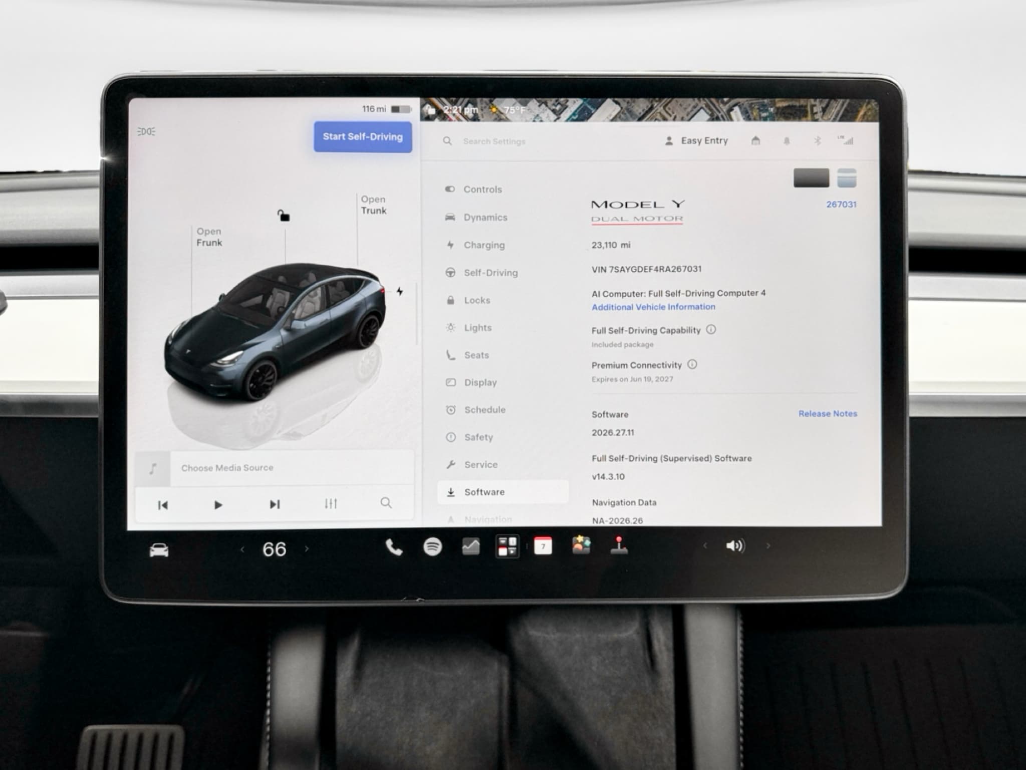 2024 Tesla Model Y view 11
