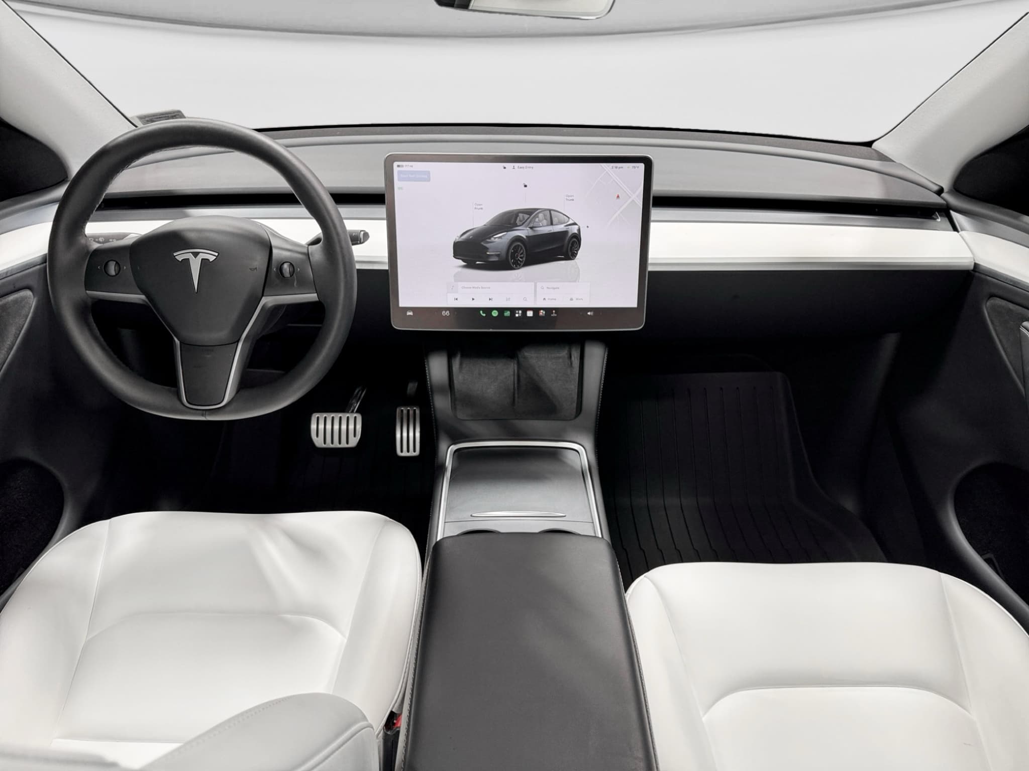 2024 Tesla Model Y view 15