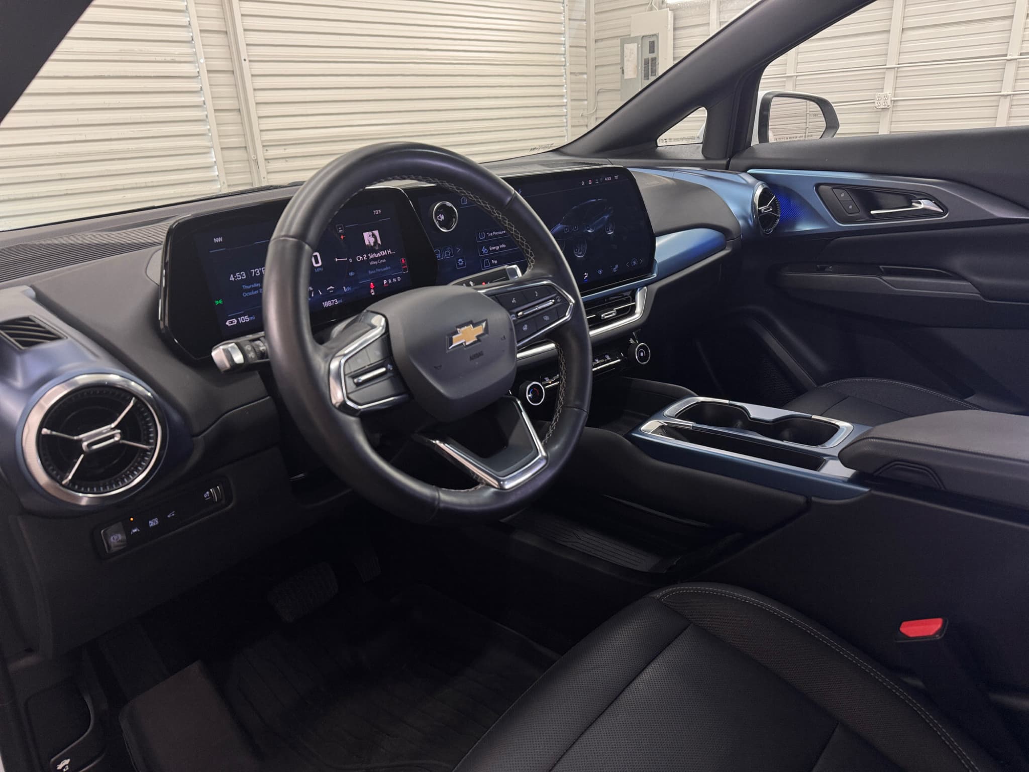 2024 Chevrolet Equinox EV view 31