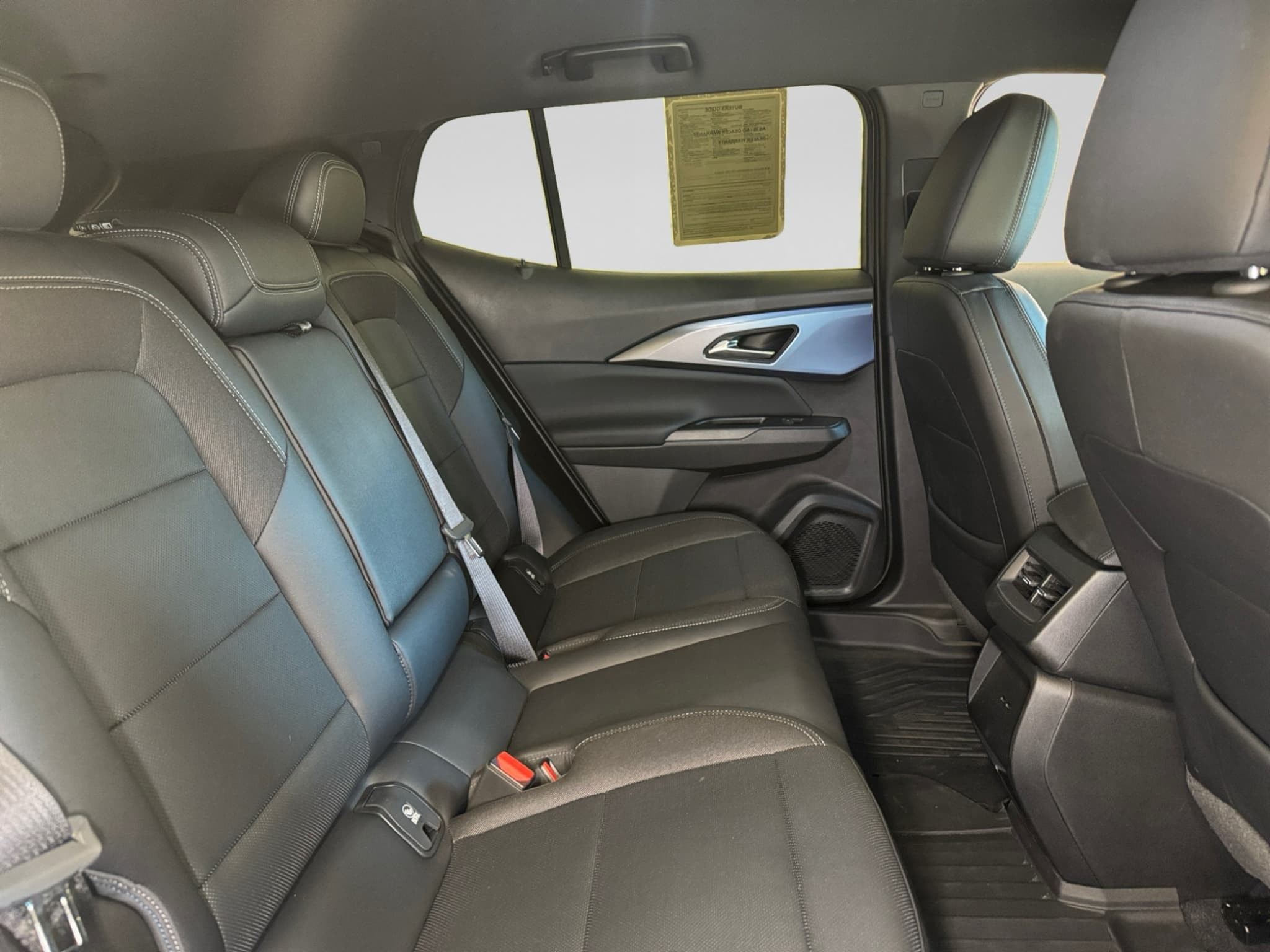 2024 Chevrolet Equinox EV view 35