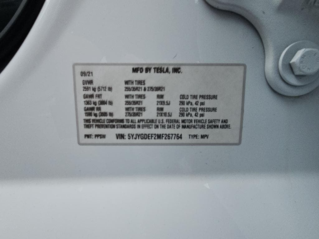 2021 Tesla Model Y view 21