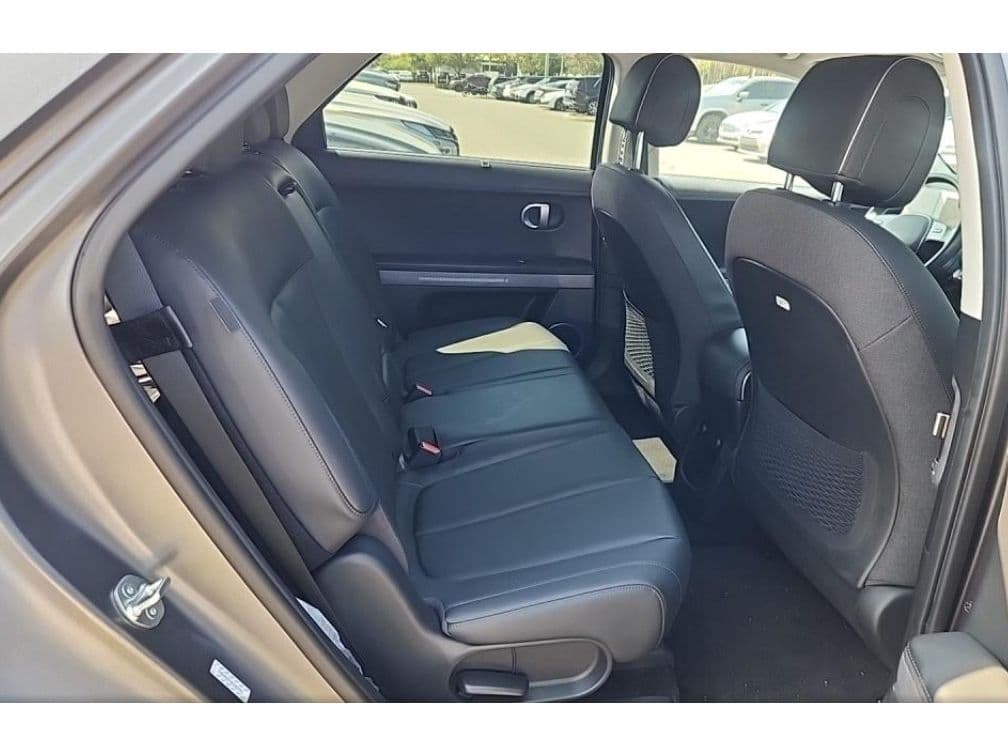 2024 Hyundai IONIQ 5 view 6