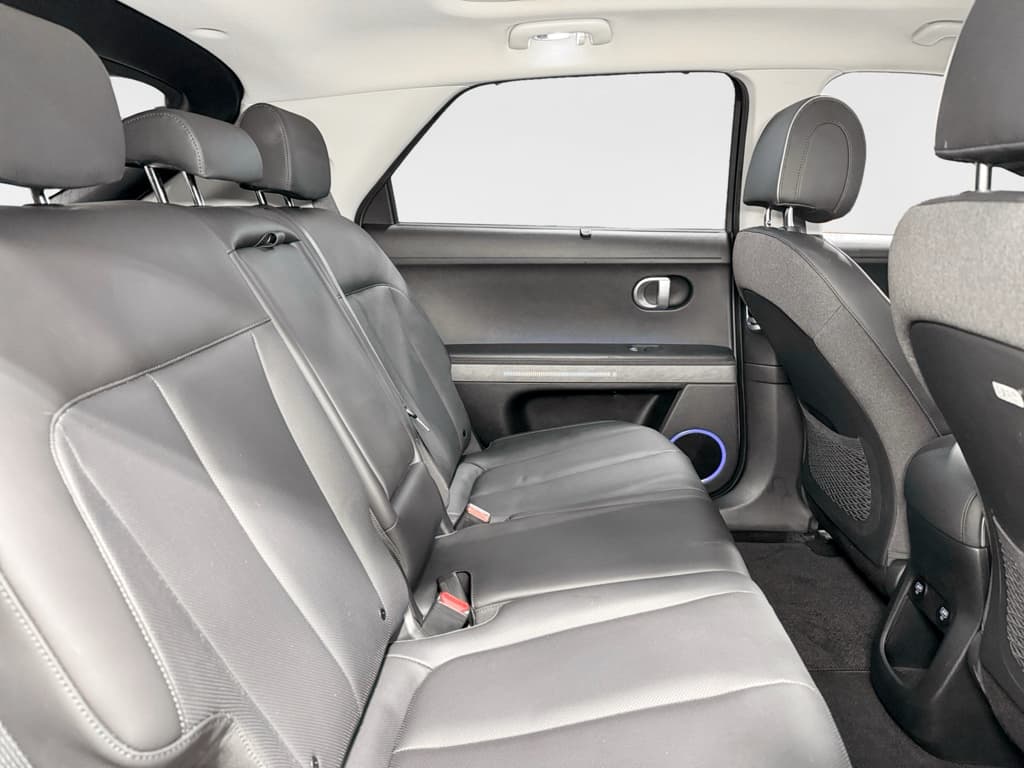 2024 Hyundai IONIQ 5 view 25