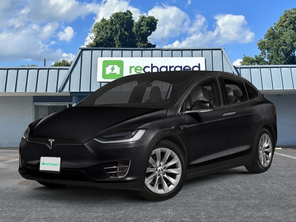 2017 Tesla Model X view 1