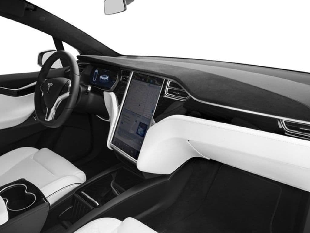 2017 Tesla Model X view 16