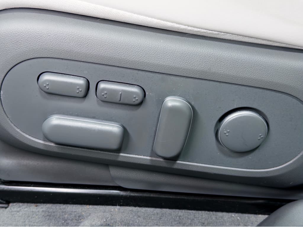 2024 Hyundai IONIQ 5 view 7